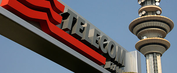 A view shows a Telecom Italia signal relay tower in Rozzano, near Milan, 13 September 2006. Telecom Italia's decision to break up its local fixed network and mobile phone activity got a cool reception by analysts, while government officials voiced fears another industrial jewel could fall into foreign hands. (Photo credit should read PACO SERINELLI/AFP/Getty Images)