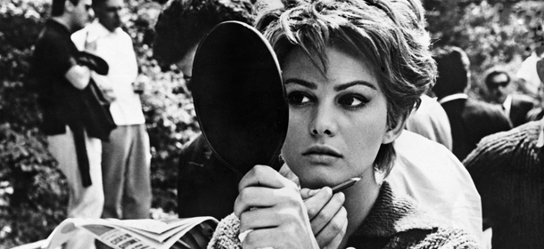 Â©Lapresse
archivio storico
varie
spettacolo
Roma 17/07/1963
Claudia Cardinale
nella foto: Ã¨ terminata in questi giorni la lavorazione del film ''La ragazza di Bube'' diretto da Luigi Comencini. Claudia Cardinale Ã¨ l'interprete principale Mara.
BUSTA 450