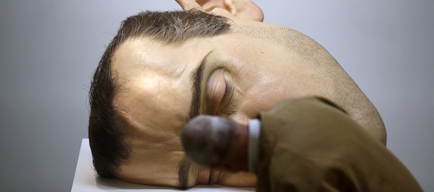 La mostra di Ron Mueck a Parigi
