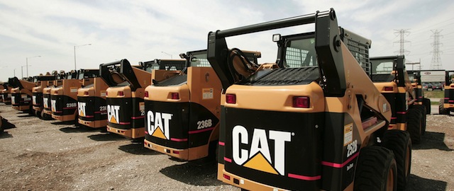 ELMHURST, ILLINOIS - APRIL 24: Caterpillar earth moving equipment is displayed at Patten Industries on April 24, 2006 in Elmhurst, Illinois. Heavy equipment maker Caterpillar reported first-quarter earnings higher than forecasted at $840 million, up 45 percent from $581 million during the same period in 2005. (Photo by Scott Olson/Getty Images)