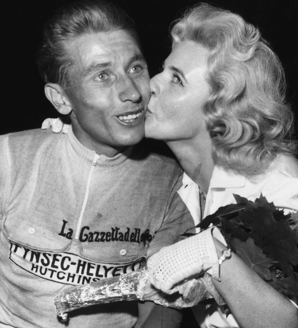 File:Anquetil, Gaul, Hovenaars and Nencini Giro d'Italia 1960.jpg - Wikimedia