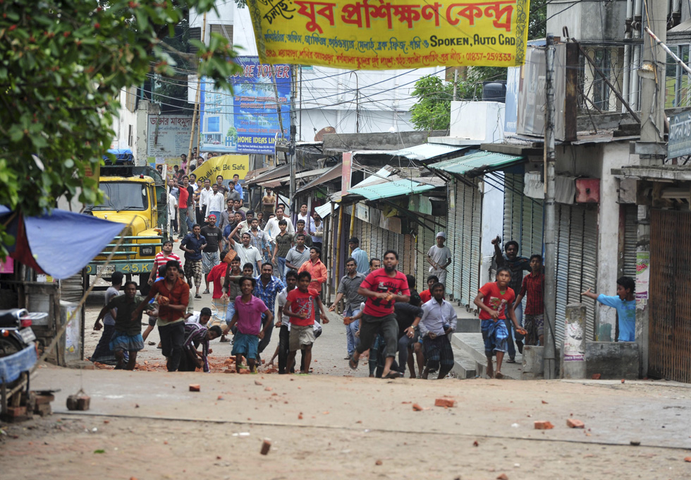 Scontri in Bangladesh