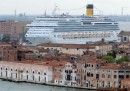 Il ministro Graziano Delrio ha annunciato che entro 4 anni le grandi navi dirette a Venezia non passeranno più per il bacino di San Marco