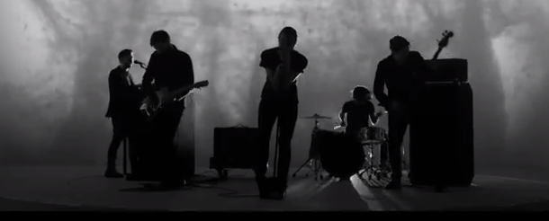 A Ton Of Love, la nuova canzone degli Editors