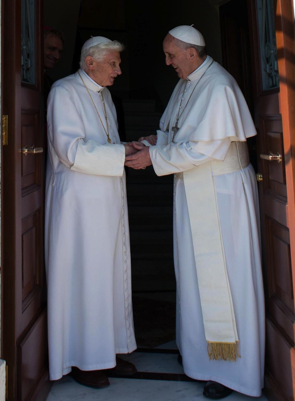 papa benedetto XVI torna in vaticano