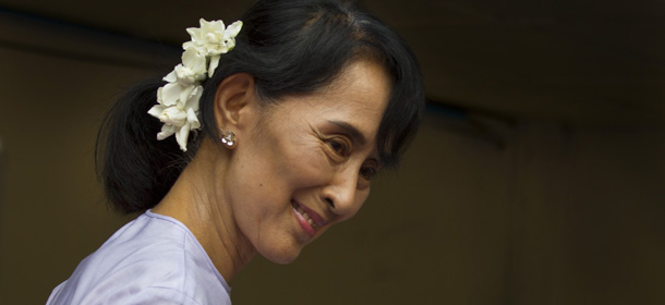 Aung San Suu Kyi vuole candidarsi alla presidenza della Birmania