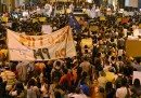 Un'altra notte di proteste in Brasile