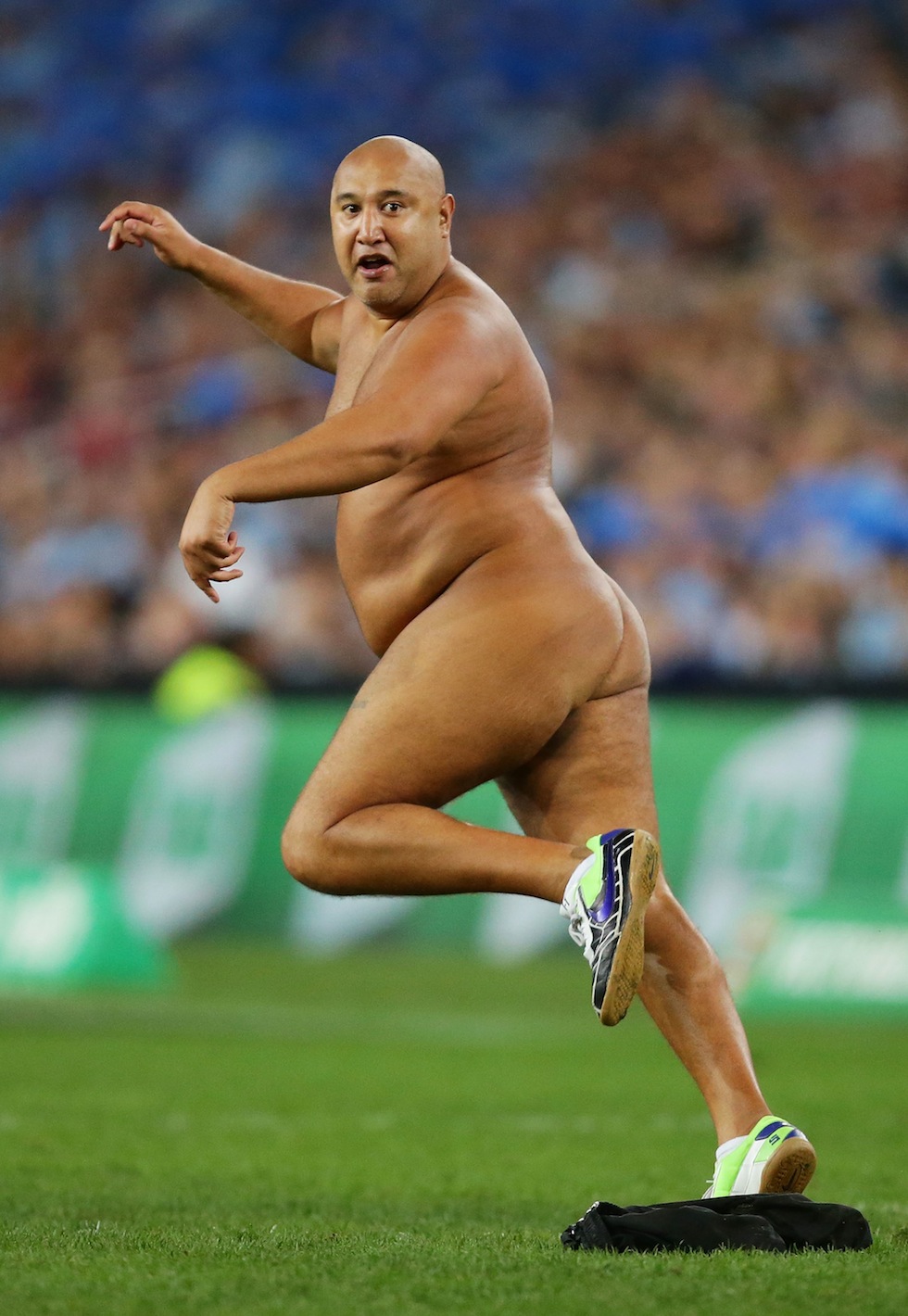 Uomo nudo partita rugby Australia