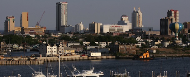 Atlantic City, UNITED STATES: TO GO WITH AFP STORY " Lifestyle-US-gambling" BY ISABELLE TOURNE
The Atlantic City, New Jersey skyline, including the Trump Taj Mahal and Showboat, are shown over Farley State Marina, 24 May 2007. Gambling has been legal in Atlantic City, one of the few such cities in the United States, since the first casino opened in 1978. AFP PHOTO/Saul LOEB **More available on Imageforum** (Photo credit should read SAUL LOEB/AFP/Getty Images)