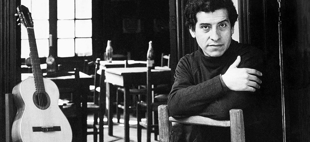 In this undated photo released by Fundacion Victor Jara appears prominent Chilean folk singer Victor Jara. A retired army colonel was indicted Thursday, Dec. 9, 2004 in the killing of Victor Jara in the opening days of the dictatorship of Gen. Augusto Pinochet. (AP Photo/Fundacion Victor Jara, Patricio Guzman) **MANDATORY CREDIT FUNDACION VICTOR JARA, PATRICIO GUZMAN **NO SALES**