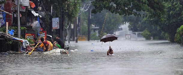 Le foto del tifone Usagi
