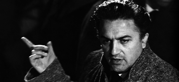 ©roma press/lapresse
archivio storico
spettacolo
cinema
anni &#8217;50
Federico Fellini
nella foto: il regista Federico Fellini sul set

