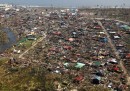 Il disastro delle Filippine visto dall'alto