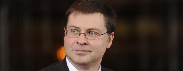 Il primo ministro della Lettonia si è dimesso