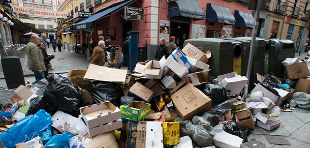 Una settimana di rifiuti a Madrid