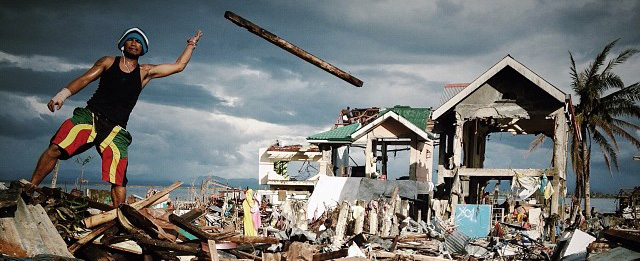 Un mese dopo il tifone Haiyan, su Instagram
