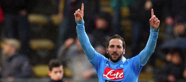 Napoli's forward Gonzalo Higuain celebrates after scoring a goal during an Italian Serie A football match between Bologna and Napoli at the Renato Dall'Ara stadium in Bologna on January 19, 2014. AFP PHOTO / MAURIZIO PARENTI (Photo credit should read MAURIZIO PARENTI/AFP/Getty Images)