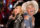 Il duetto di Miley Cyrus e Madonna a MTV Unplugged