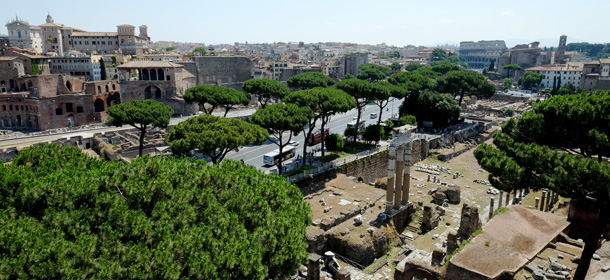 This picture taken on July 5, 2013 shows a view of the Fori Imperiali avenue that leads to the Colosseum in Rome. It was announced today that the Fori Imperiali will be closed to private cars from August 2013. AFP PHOTO / ALBERTO PIZZOLI (Photo credit should read ALBERTO PIZZOLI/AFP/Getty Images)