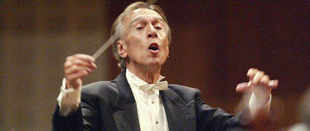 FILE - In this Aug. 11, 2005 file photo Italian conductor Claudio Abbado conducts the Lucerne Festival Orchestra at the opening of the Lucerne Festival 2005 in Lucerne, Switzerland. Four Italians, including a Nobel Prize-winning scientist and a world-renowned architect, have been named senators-for-life, one of the country's top honors. President Giorgio Napolitano's office on Friday said he conferred the honor on orchestra conductor Claudio Abbado, architect Renzo Piano and on two scientists, Carlo Rubbia, a Nobel -winning physicist and Elena Cattaneo, a noted researcher on brain stem cells. Senators-for-life have voting rights in Parliament's upper house and do not have to stand for election. (AP Photo/Keystone, Urs Flueeler)