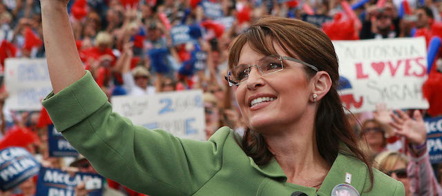 Sarah Palin, allora candidata alla vicepresidenza degli Stati Uniti, a un evento di campagna elettorale a Carson, in California, 4 ottobre 2008. 
(David McNew/Getty Images)