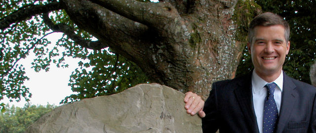 Il responsabile dell’Immigrazione britannico si è dimesso