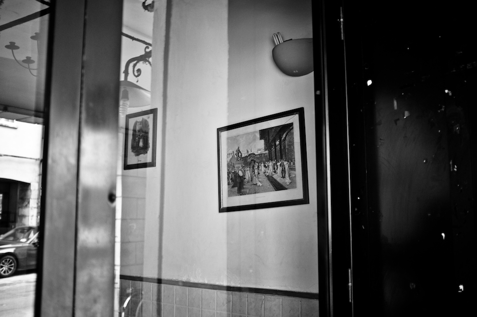 In mezzo alla strada smarrita