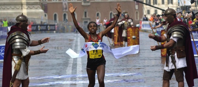 Foto
LaPresse
Cronaca
Roma 23.03.2014
Maratona di Roma 2014. 
Lemma Geda Ayelu prima classificata donne 02:34:49Photo LaPresse23-03-2014 Rome (Italy)NewsMarathon of RomeIn the picture: first place women Lemma Geda Ayelu