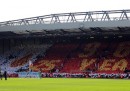 I tifosi del Liverpool cantano "You'll never walk alone" nell'anniversario della strage di Hillsborough