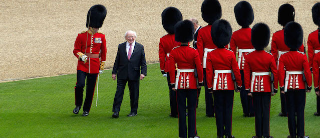 Il presidente irlandese Michael D. Higgins al Windsor Castle
(AP Photo/Steve Parsons, Pool)