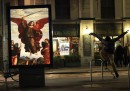 Come sarebbe Milano con i quadri al posto della pubblicità