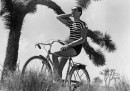 Tyrone Power in bici