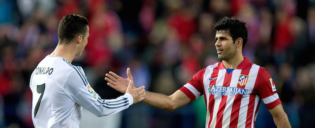 MADRID, SPAIN - MARCH 02: Cristiano Ronaldo (L) of Real Madrid CF shake hands with Diego Costa (R) of Atletico de Madrid after the La Liga match between Club Atletico de Madrid and Real Madrid CF at Vicente Calderon Stadium on March 2, 2014 in Madrid, Spain. (Photo by Gonzalo Arroyo Moreno/Getty Images)