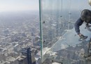 Il balcone di vetro crepato della Willis Tower