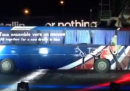 Il video della distruzione dell'autobus della Nazionale francese ai Mondiali 2010