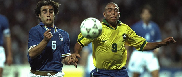Ronaldo, Brasile. 

(Ben Radford /Allsport)