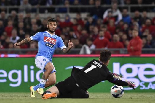 Il Napoli ha battuto la Fiorentina 3-1 e ha vinto la Coppa Italia