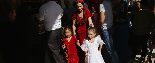 Cosa pensano gli europei di musulmani, ebrei e rom