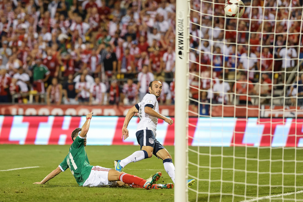 Il celebre calciatore statunitense Landon Donovan è stato escluso dai 23 convocati per il Mondiali (era nei 30 pre-convocati)