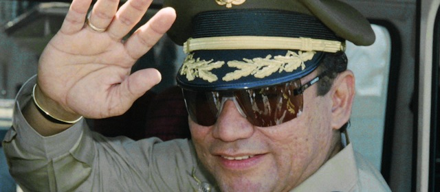 Picture dated August 31, 1989 of General Manuel Noriega, leader of the Panamanian Defence forces waving to reporters after meeting with the cabinet to choose a new president. Former Panamanian dictator Manuel Noriega arrived in Paris on April 27, 2010 after the United States extradited him to face trial in France on charges of laundering drug money. AFP PHOTO MANOOCHER DEGHATI (Photo credit should read MANOOCHER DEGHATI/AFP/Getty Images)