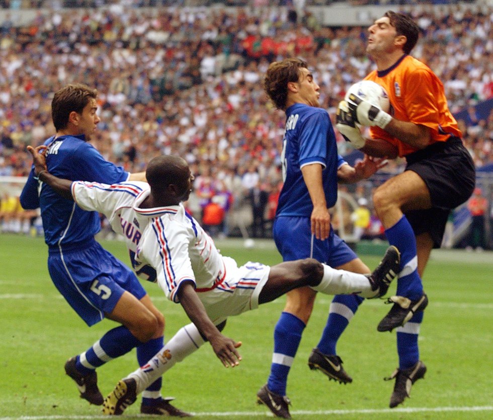 Франция чили прямая трансляция. Италия Чили 1998. Камерун Чили 1998. ЧМ 1998 Чили. Франция 98 сборная Чили.