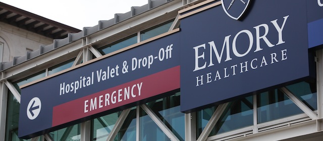 È davvero il caso di rimpatriare i malati di ebola?