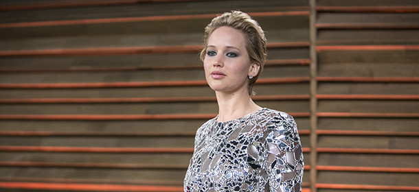 Jennifer Lawrence arrives to the 2014 Vanity Fair Oscar Party on March 2, 2014 in West Hollywood, California. AFP PHOTO/ADRIAN SANCHEZ-GONZALEZ (Photo credit should read ADRIAN SANCHEZ-GONZALEZ/AFP/Getty Images)