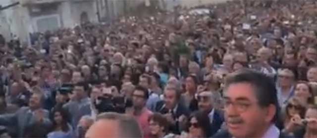 La piazza di Matera durante la scelta della Capitale europea della cultura – video