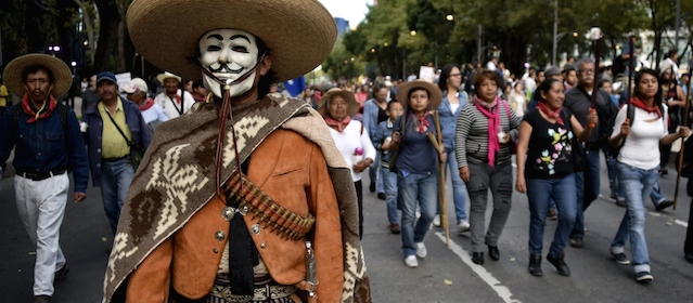 Una manifestazione per i ragazzi scomparsi a Città del Messico.
(YURI CORTEZ/AFP/Getty Images)
