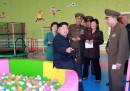 Le foto di Kim Jong-un in un orfanotrofio
