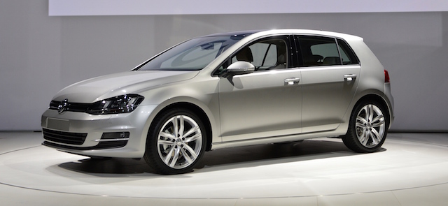 Una Volkswagen Golf durante una presentazione al New York International Auto Show, il 27 marzo 2013. 
(STAN HONDA/AFP/Getty Images)