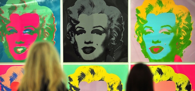 L'allestimento della mostra Transmitting Andy Warhol alla Tate Liberpool
(PAUL ELLIS/AFP/Getty Images)