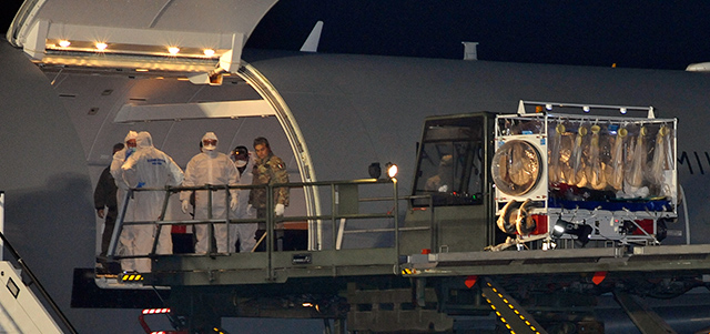 È arrivato in Italia il medico italiano malato di ebola