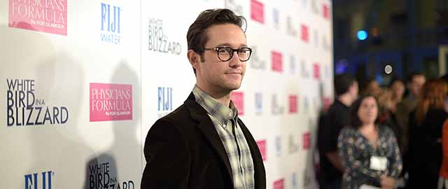 HOLLYWOOD, CA - OCTOBER 21: Actor Joseph Gordon-Levitt attends the premiere of "White Bird In A Blizzard" at ArcLight Hollywood on October 21, 2014 in Hollywood, California. (Photo by Jason Kempin/Getty Images)